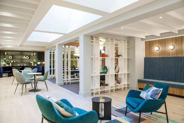 Pall Mall Modern Offices to Rent 3
