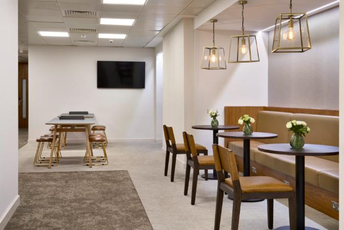 St Jamess Square Serviced Offices London 4