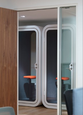Harp Lane, Monument Offices 9